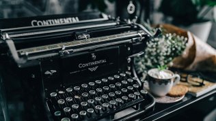 JavaScript Typewriter JavaScript Typewriter